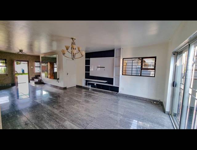 3 BEDROOM HOUSE FOR SALE IN SONNEVELD